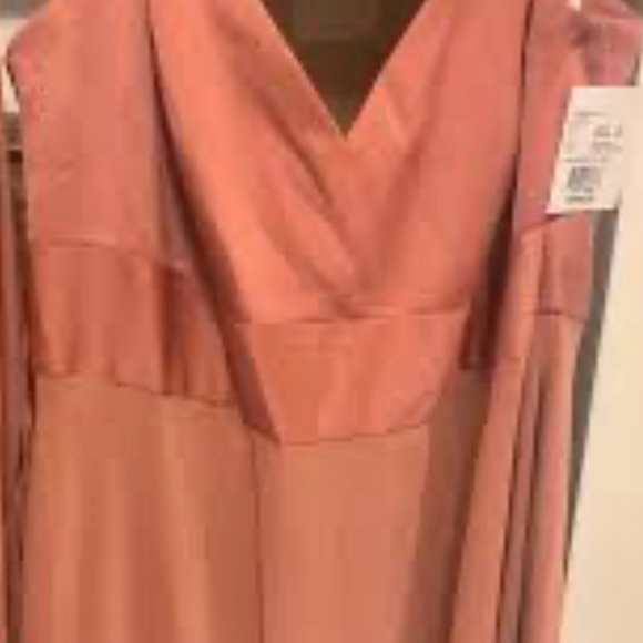 Bridesmaids Dress, Size 4 - New with Tags - Picture 2 of 4